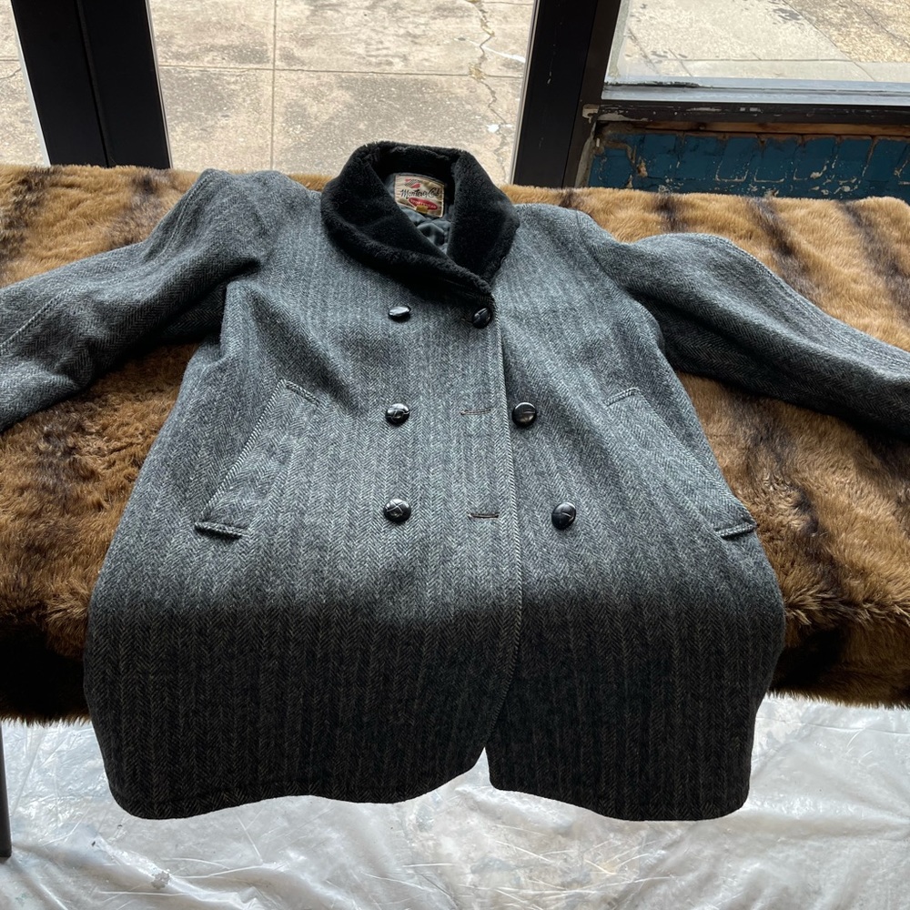 Vintage Monterey Club Grey Herringbone Over Coat - Picture 3 of 9